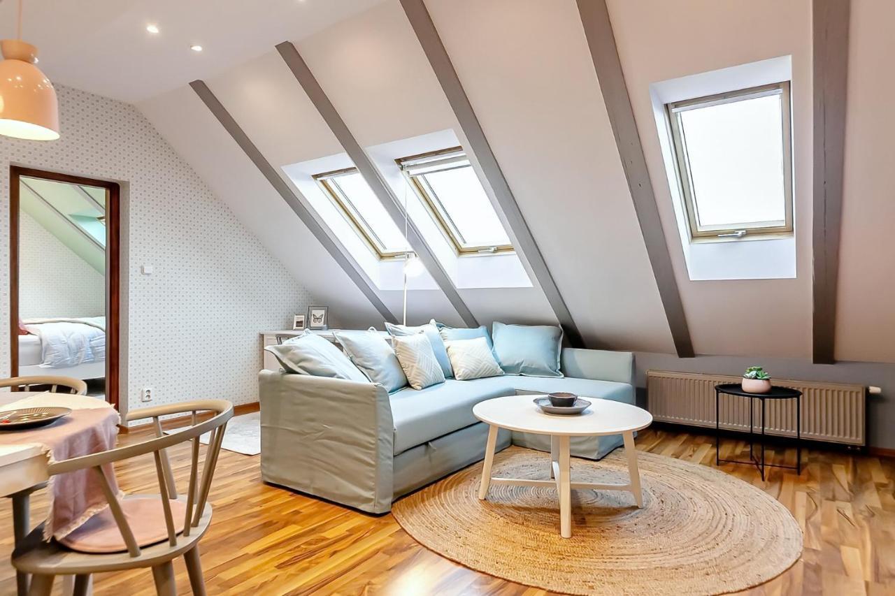 Attic Apartment On Waterfront / View / Netflix Prag Exterior foto