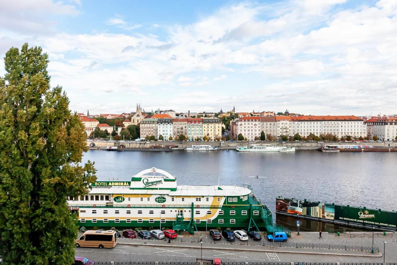 Attic Apartment On Waterfront / View / Netflix Prag Exterior foto